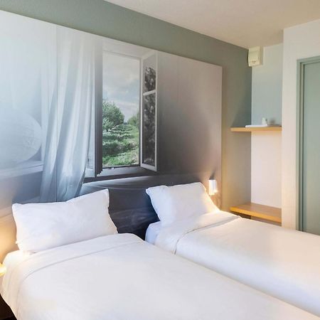 B&B Hotel Ажан Екстериор снимка